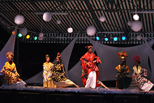 Défilé en tenue traditionnelle élection de miss Morne-à-l'eau 2012-2013