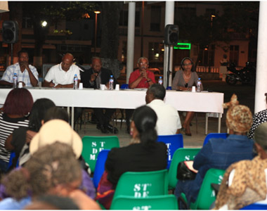 Les intervenants à cette Journée Internationale de La Femme sur la Place Gerty Archimède