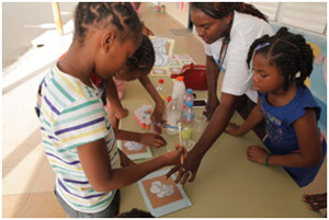 Un atelier avec les enfants